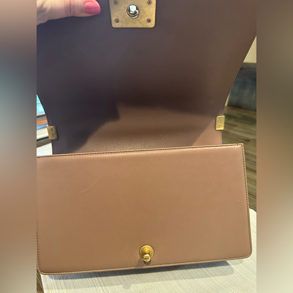 CHANEL Brown Crossbody Bag with Gold Accents - Picture 12 of 16